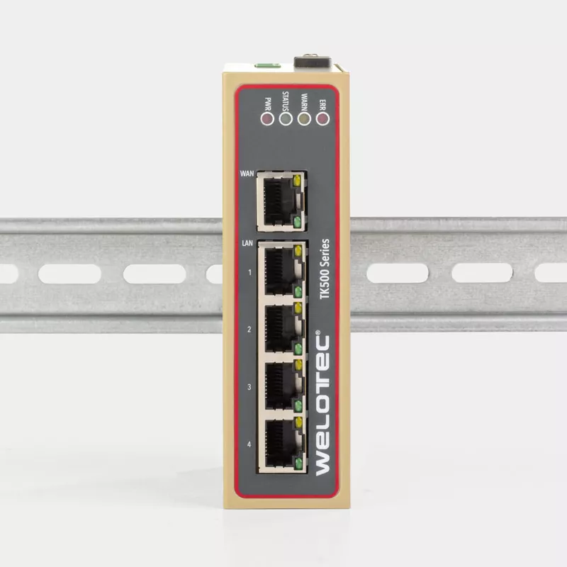 TK500 WAN Router Industrial DIN rail Front view with DIN rail